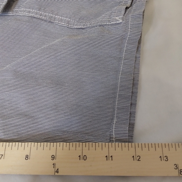 Size 32 Levi's Conductor Stripe Cargo Shorts Snap Pockets - Picture 7 of 10